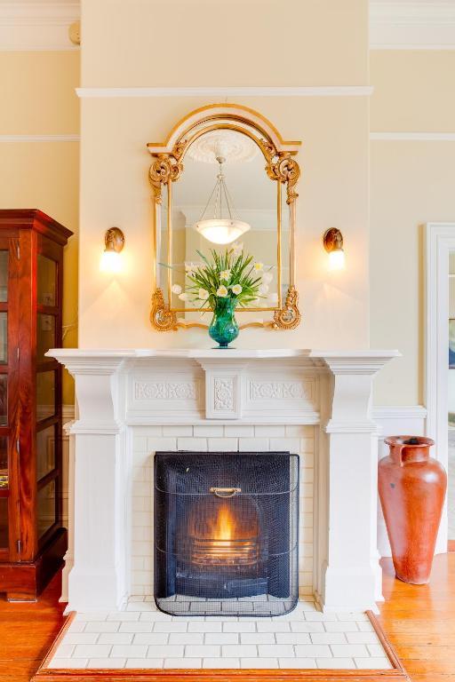 ויקטוריה Fairholme Manor Inn חדר תמונה