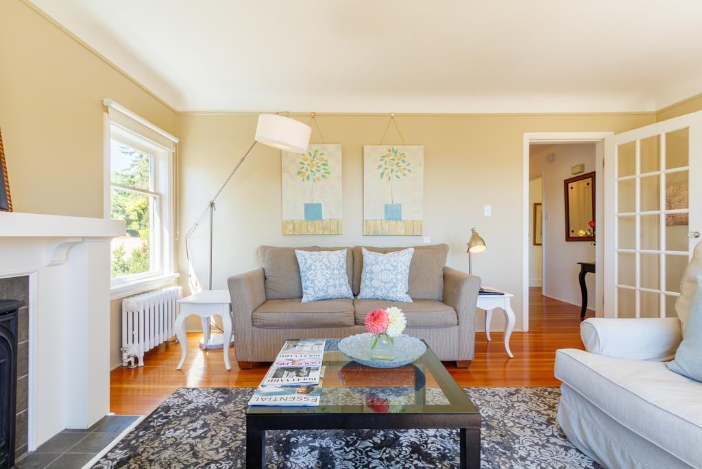 ויקטוריה Fairholme Manor Inn מראה חיצוני תמונה