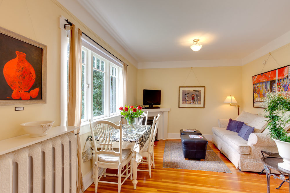 ויקטוריה Fairholme Manor Inn מראה חיצוני תמונה